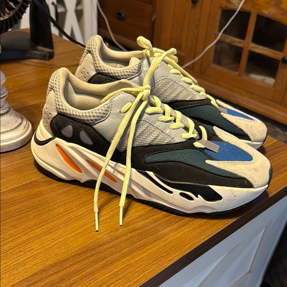 Adidas Yeezy Ortholite Sneakers - Cream - Picture 1 of 4